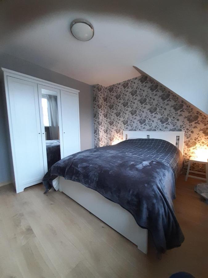 Willa Our Lily House, Een Gezellig Familiehuis In Rustige Omgeving Brugia Zewnętrze zdjęcie