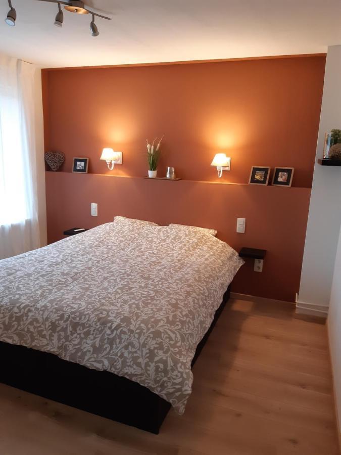 Willa Our Lily House, Een Gezellig Familiehuis In Rustige Omgeving Brugia Zewnętrze zdjęcie
