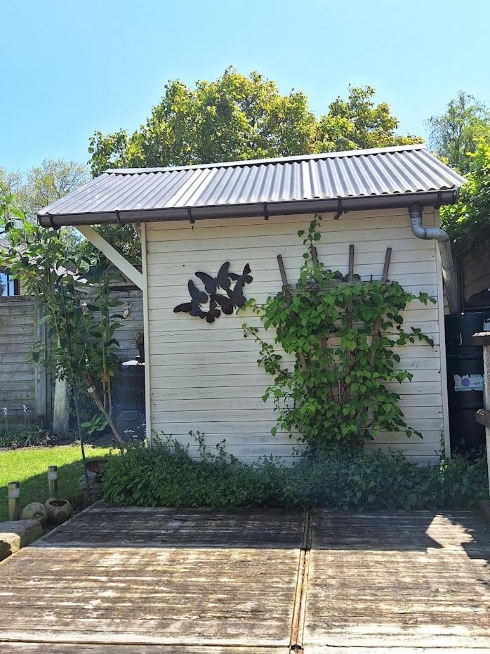 Willa Our Lily House, Een Gezellig Familiehuis In Rustige Omgeving Brugia Zewnętrze zdjęcie